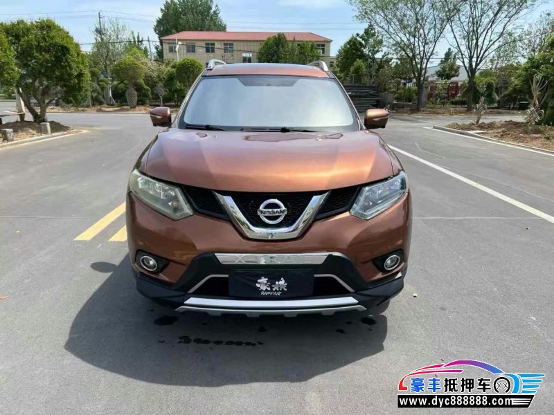 17年日产奇骏轿车抵押车出售