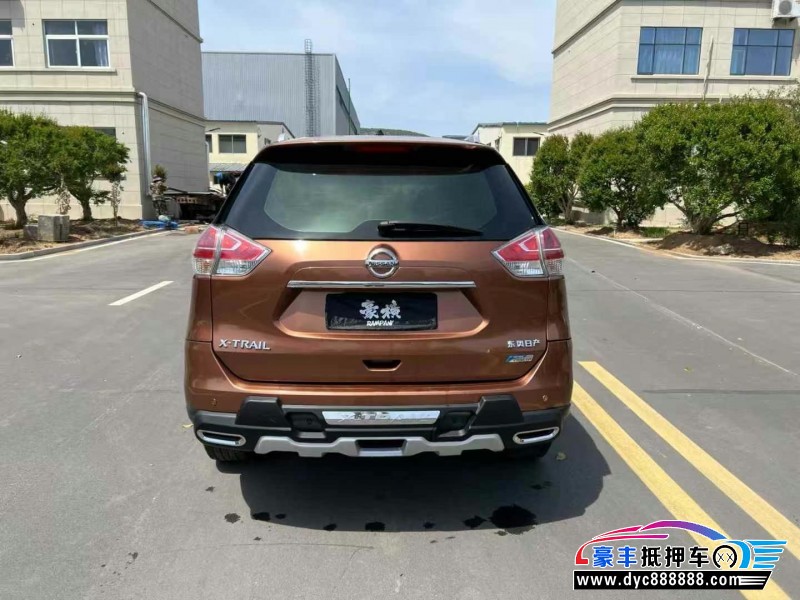 17年日产奇骏轿车抵押车出售