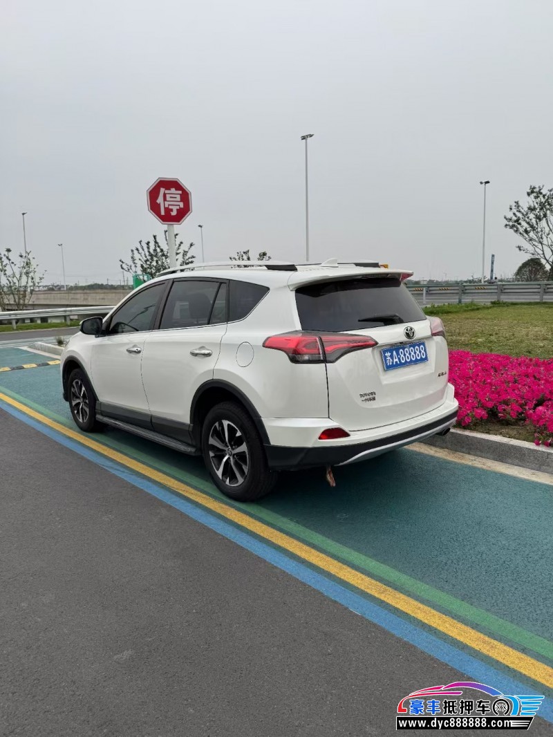 18年丰田RAV4SUV抵押车出售
