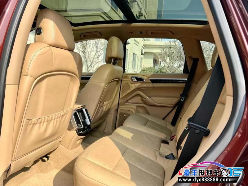 13年保时捷卡宴轿车抵押车出售