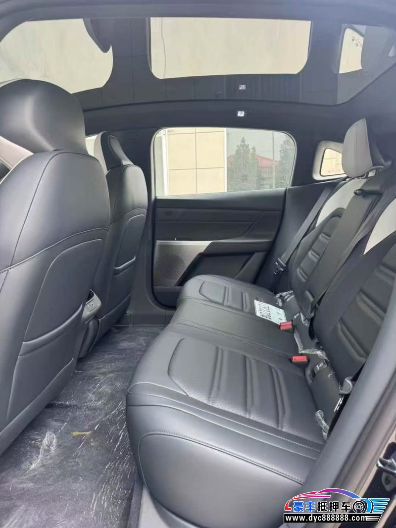 25年东风奕派007轿车抵押车出售