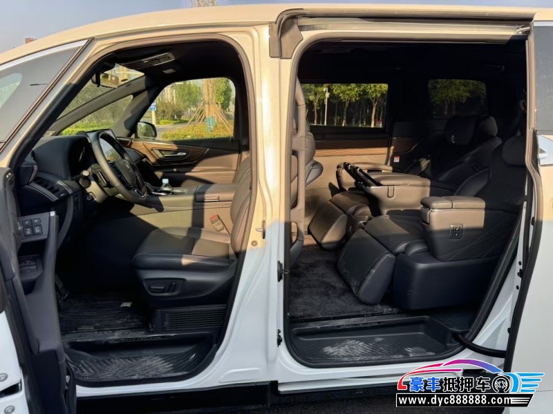 25年丰田威尔法轿车抵押车出售