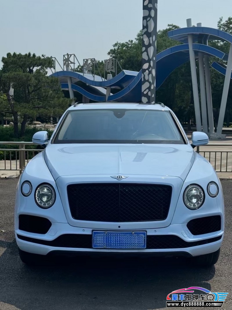 18年宾利添越轿车抵押车出售