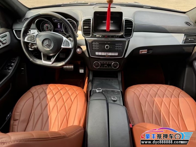 18年奔驰GLE AMG轿车抵押车出售