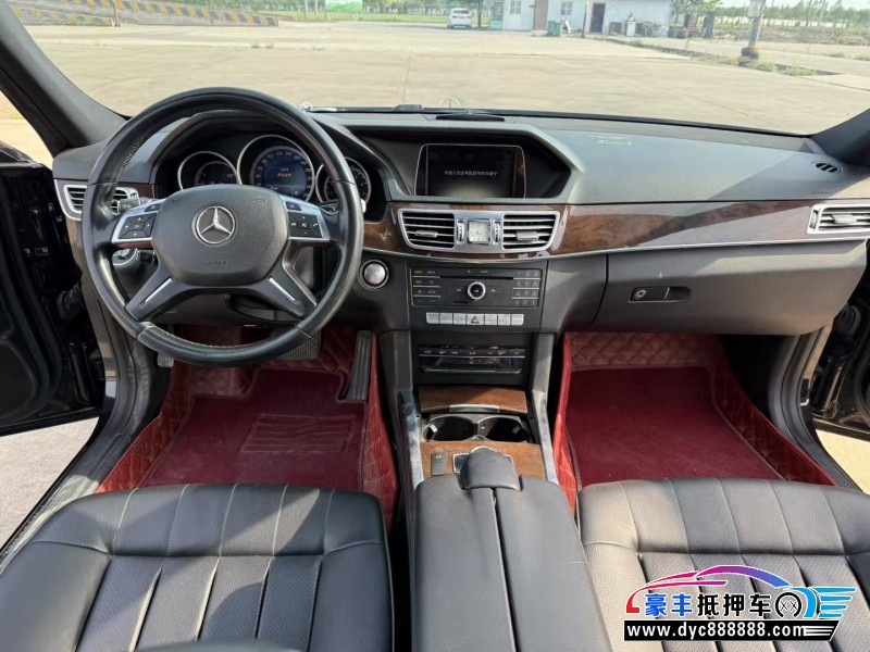 16年奔驰E轿车抵押车出售