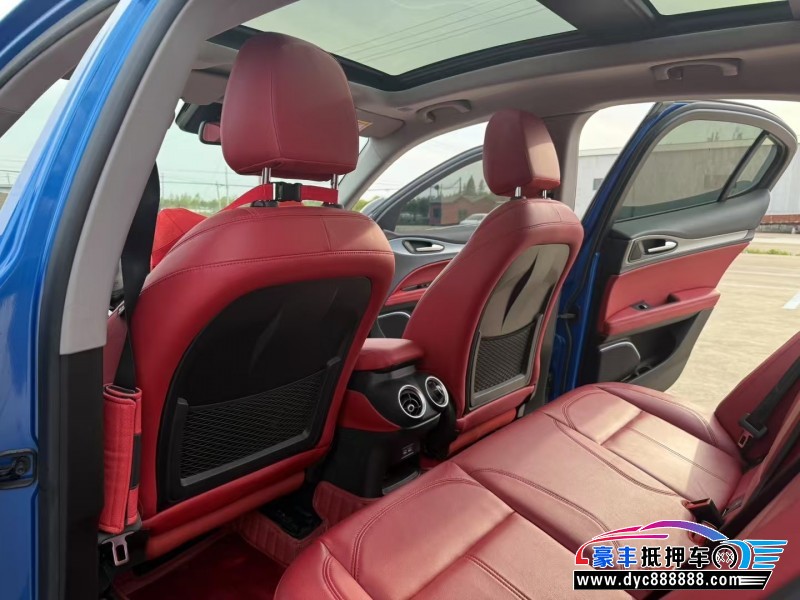 21年阿尔法·罗密欧Stelvio轿车抵押车出售