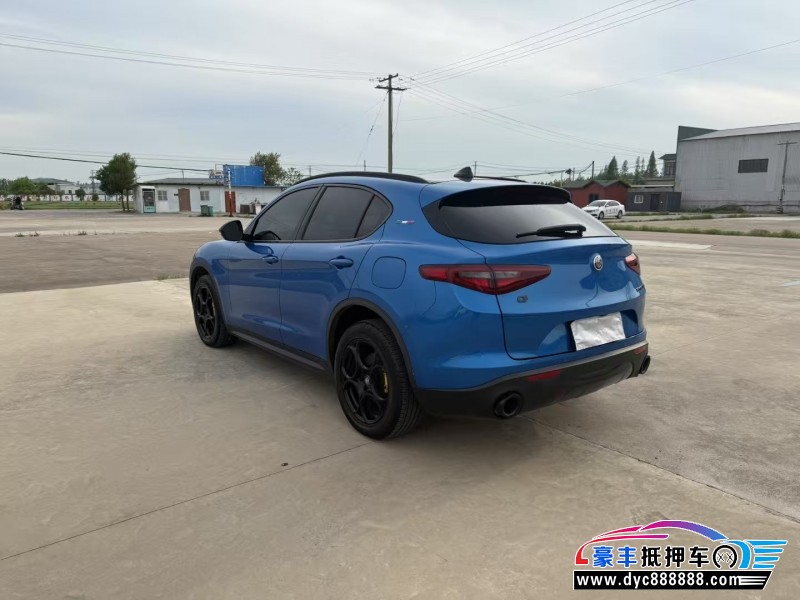 21年阿尔法·罗密欧Stelvio轿车抵押车出售