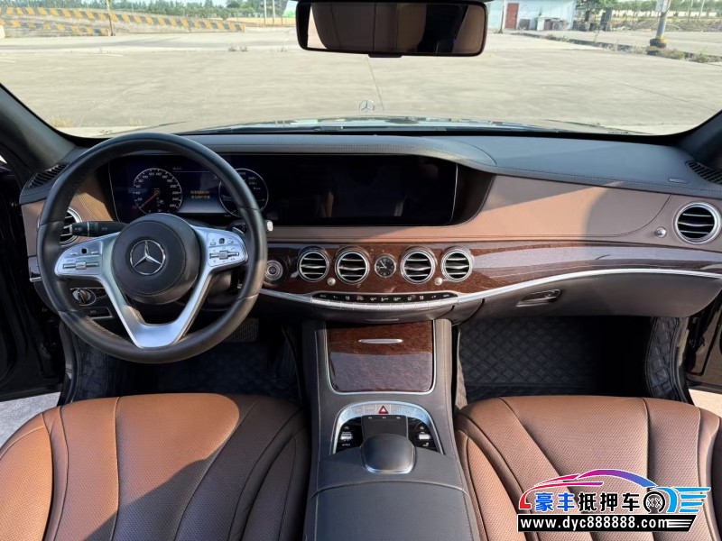 20年奔驰S轿车抵押车出售