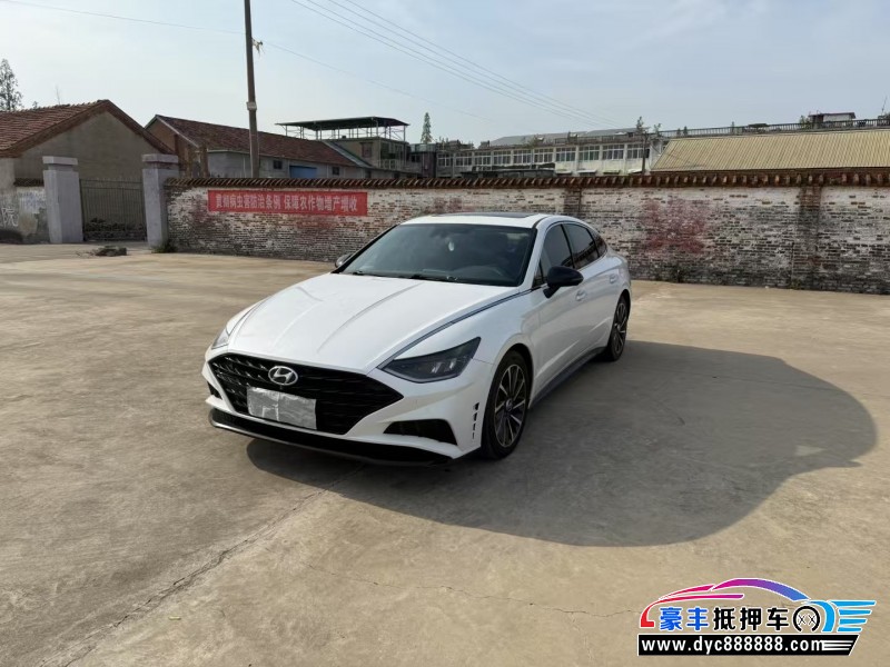 21年现代索纳塔轿车抵押车出售