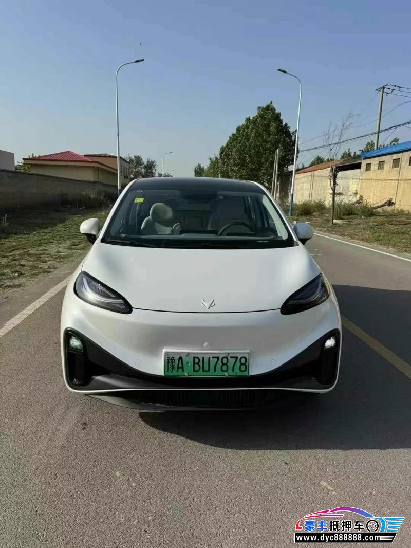 25年极狐考拉轿车抵押车出售