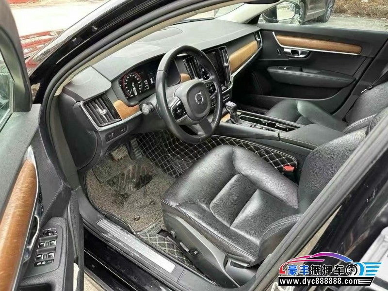19年沃尔沃S90轿车抵押车出售