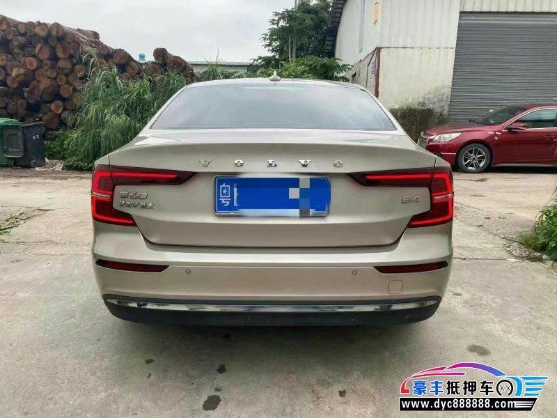 24年沃尔沃S60轿车抵押车出售