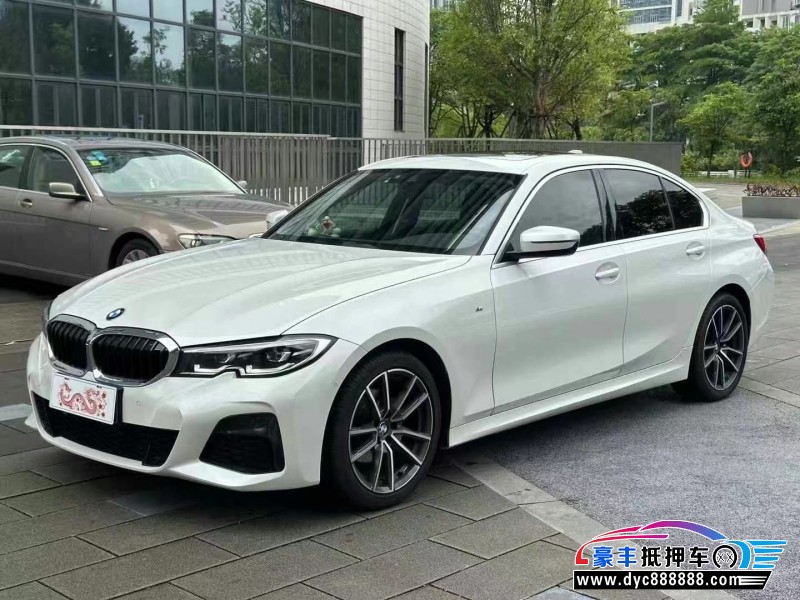 20年宝马3系轿车抵押车出售