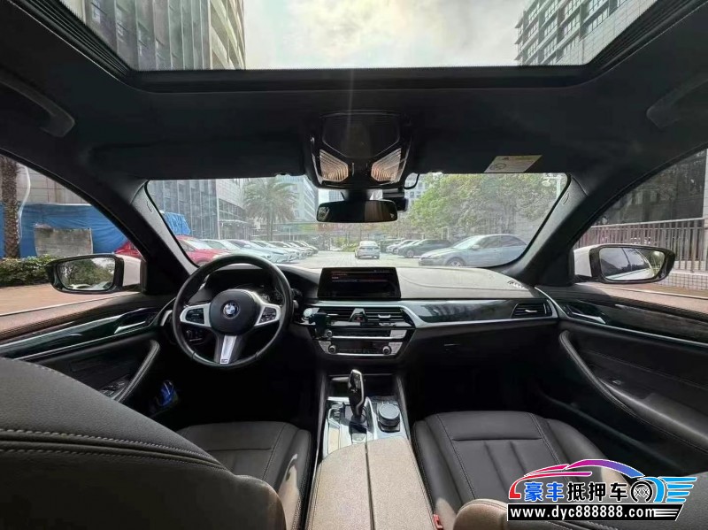 20年宝马5系轿车抵押车出售