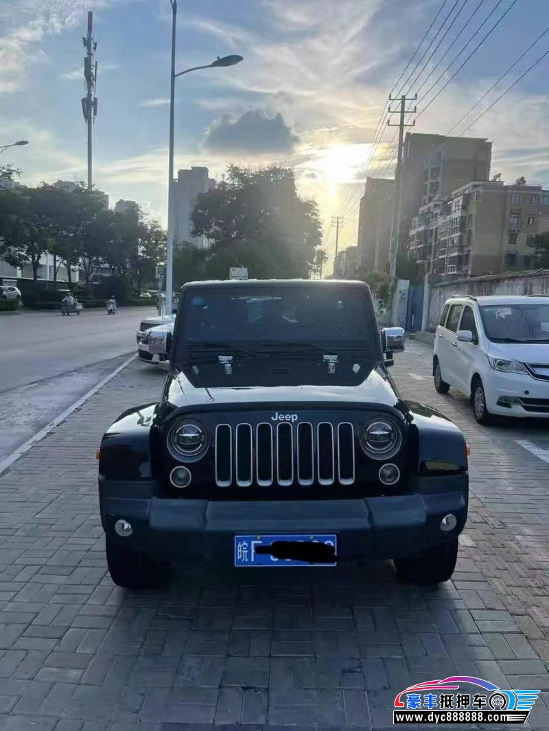 16年Jeep牧马人轿车抵押车出售