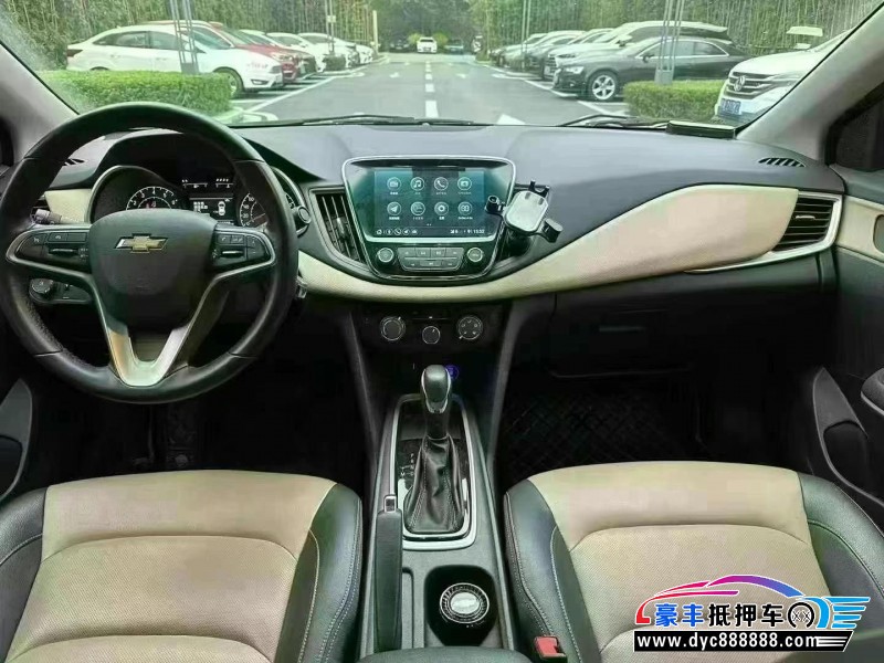 20年雪佛兰科鲁泽轿车抵押车出售