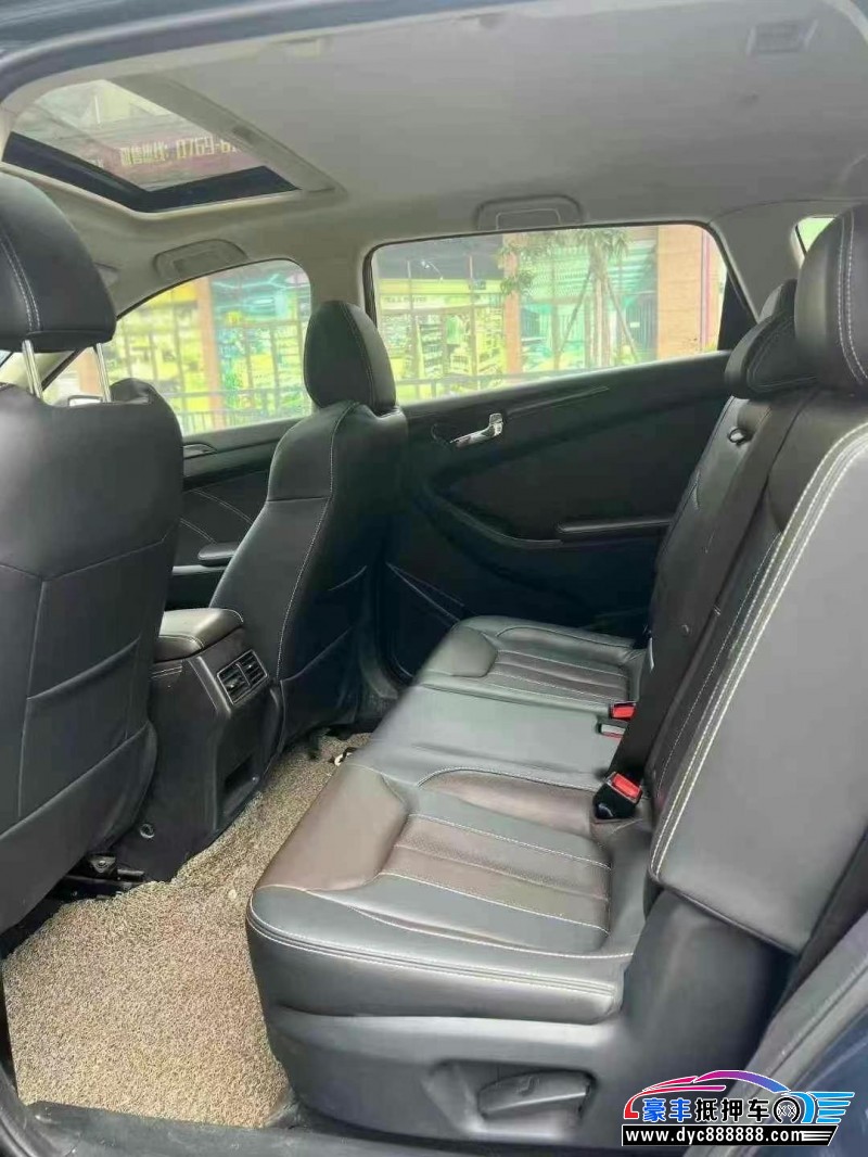 19年东风风光580轿车抵押车出售