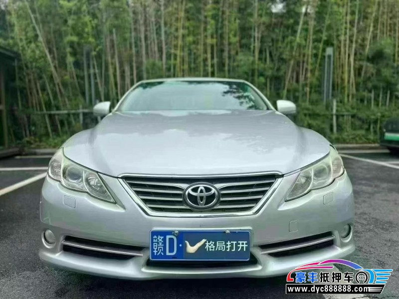 12年丰田锐志轿车抵押车出售