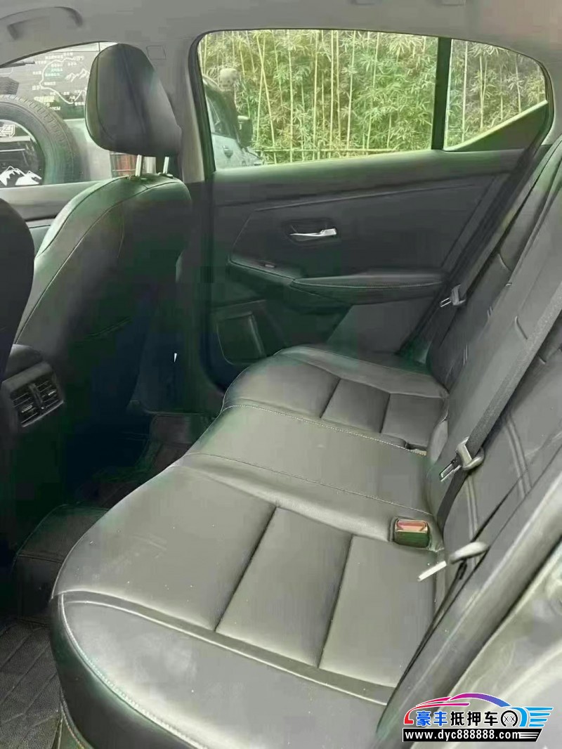 21年日产轩逸轿车抵押车出售