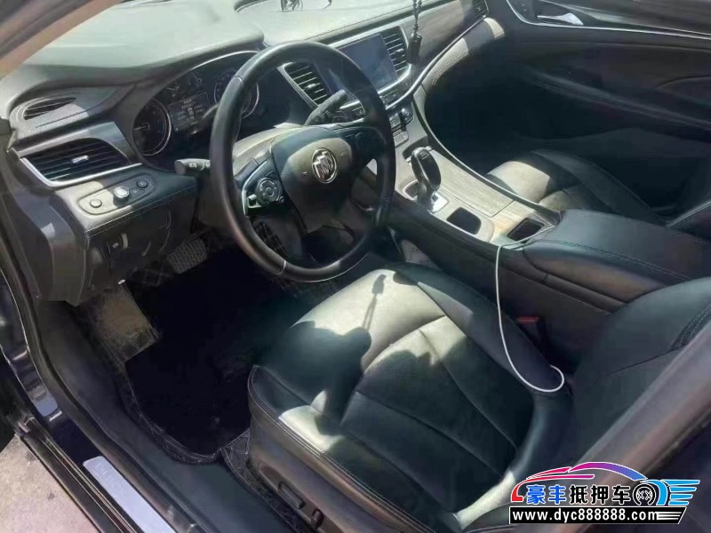 22年别克君越轿车抵押车出售