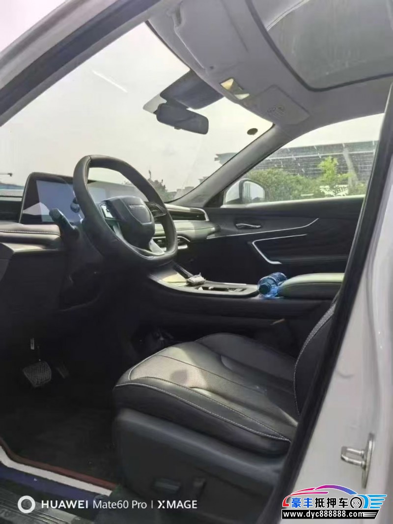 25年启辰大V轿车抵押车出售