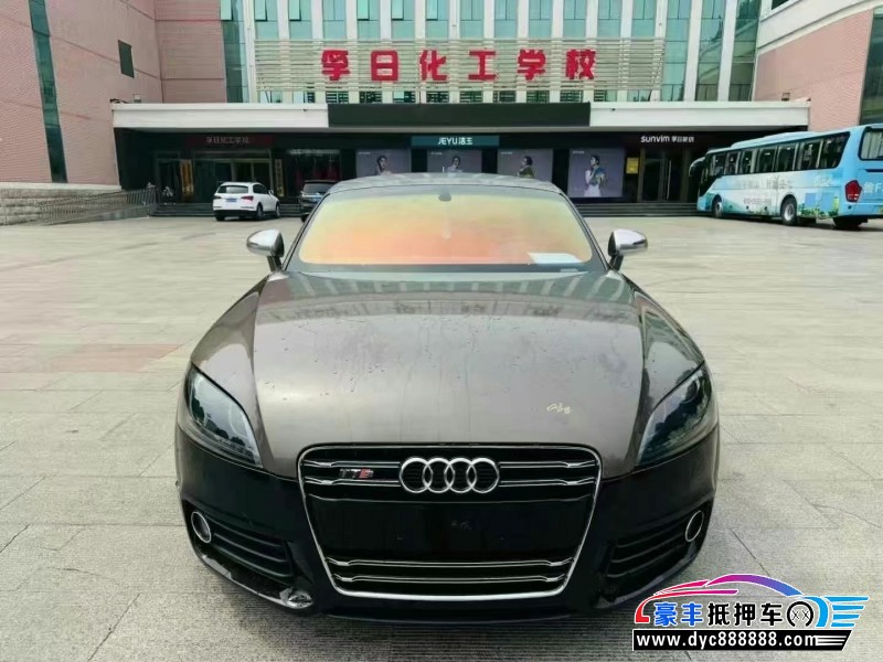 11年奥迪TT轿车抵押车出售