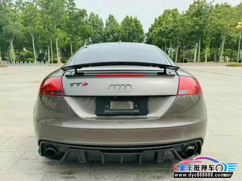 11年奥迪TT轿车抵押车出售