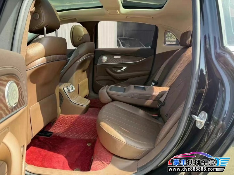 20年奔驰E轿车抵押车出售