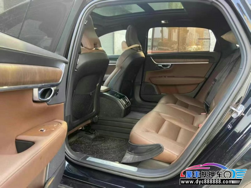 21年沃尔沃S90轿车抵押车出售