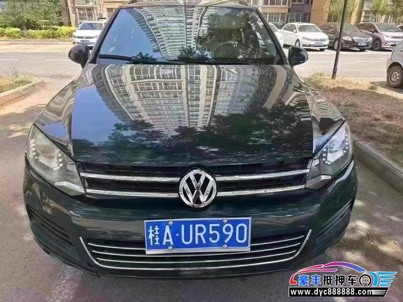 13年大众途锐SUV抵押车出售