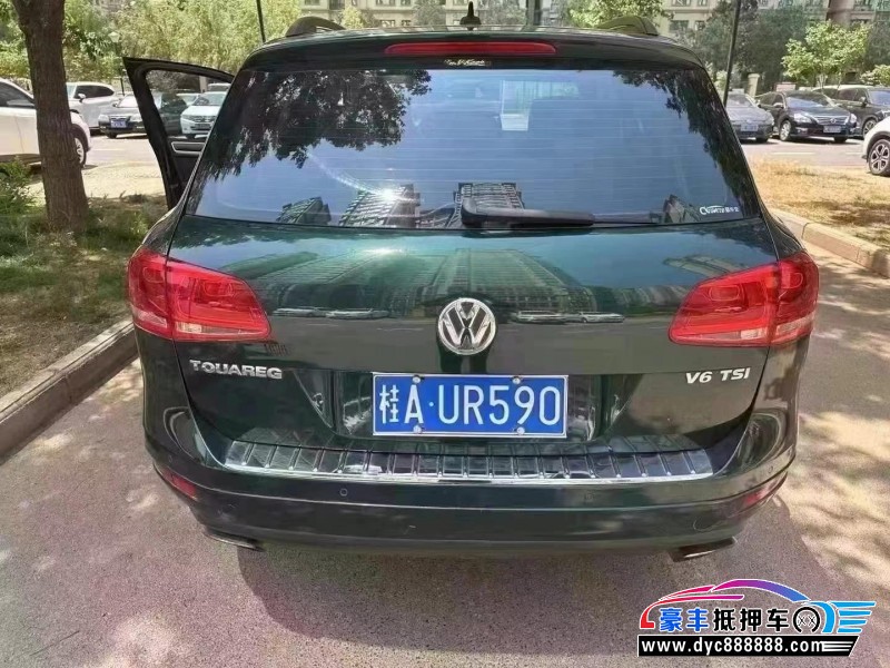 13年大众途锐SUV抵押车出售