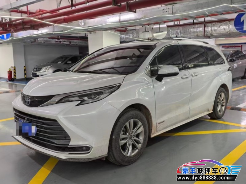 24年丰田塞纳轿车抵押车出售