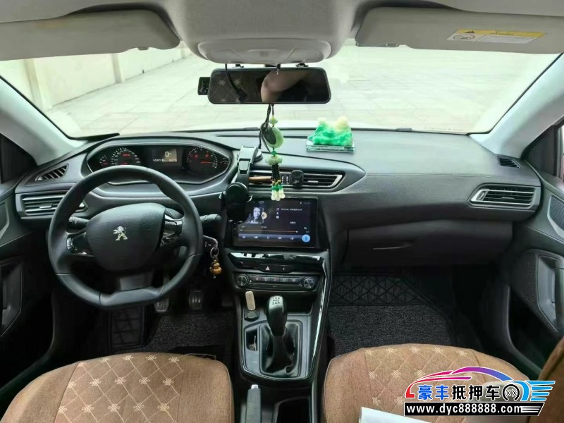 18年标致308轿车抵押车出售