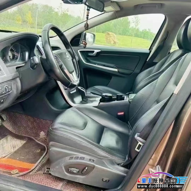 17年沃尔沃XC60轿车抵押车出售