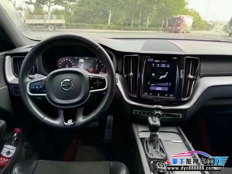 19年沃尔沃XC60轿车抵押车出售