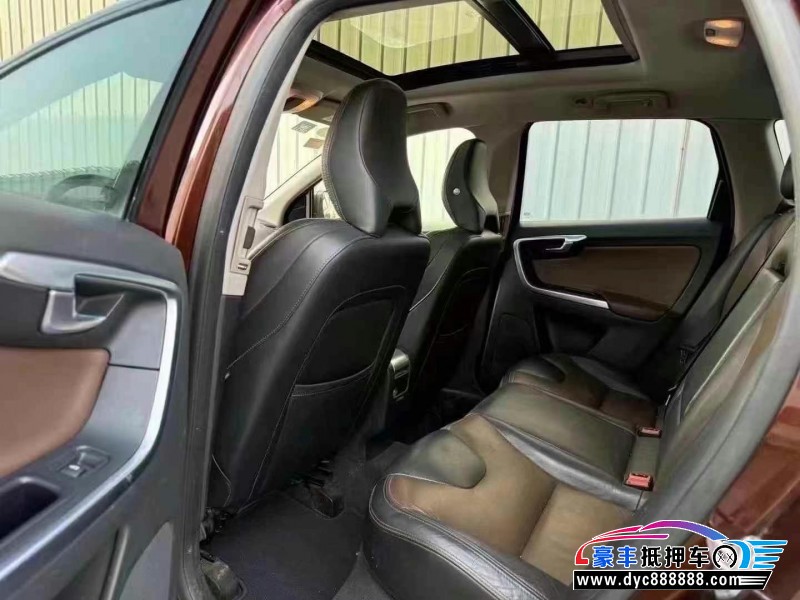 15年沃尔沃XC60轿车抵押车出售