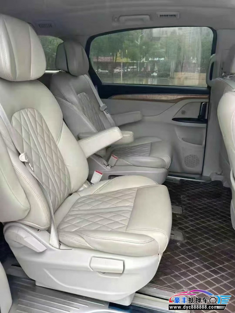 17年雪佛兰迈锐宝轿车抵押车出售