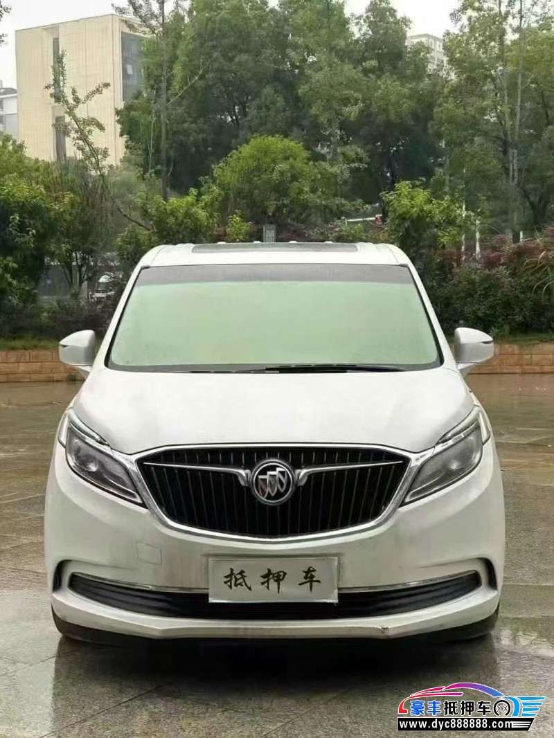 17年别克GL8轿车抵押车出售