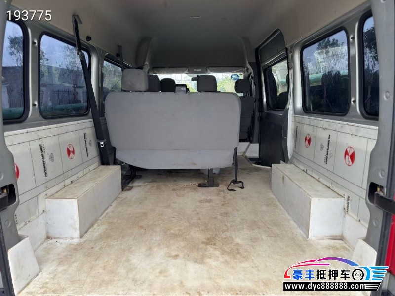 23年福田图雅诺轿车抵押车出售