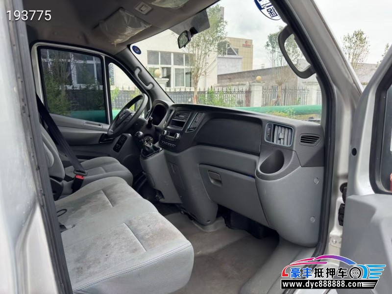 23年福田图雅诺轿车抵押车出售