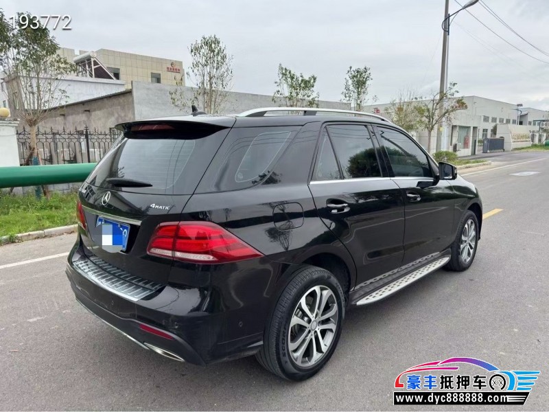 16年奔驰GLE轿车抵押车出售