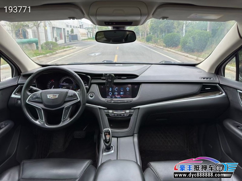 16年凯迪拉克XT5轿车抵押车出售