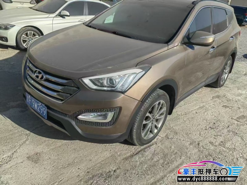 13年现代新胜达SUV抵押车出售