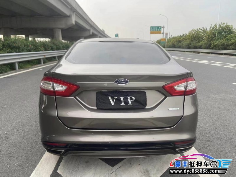 15年福特蒙迪欧轿车抵押车出售