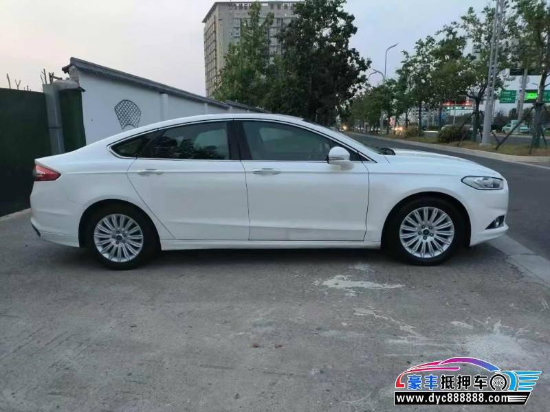 14年福特蒙迪欧轿车抵押车出售