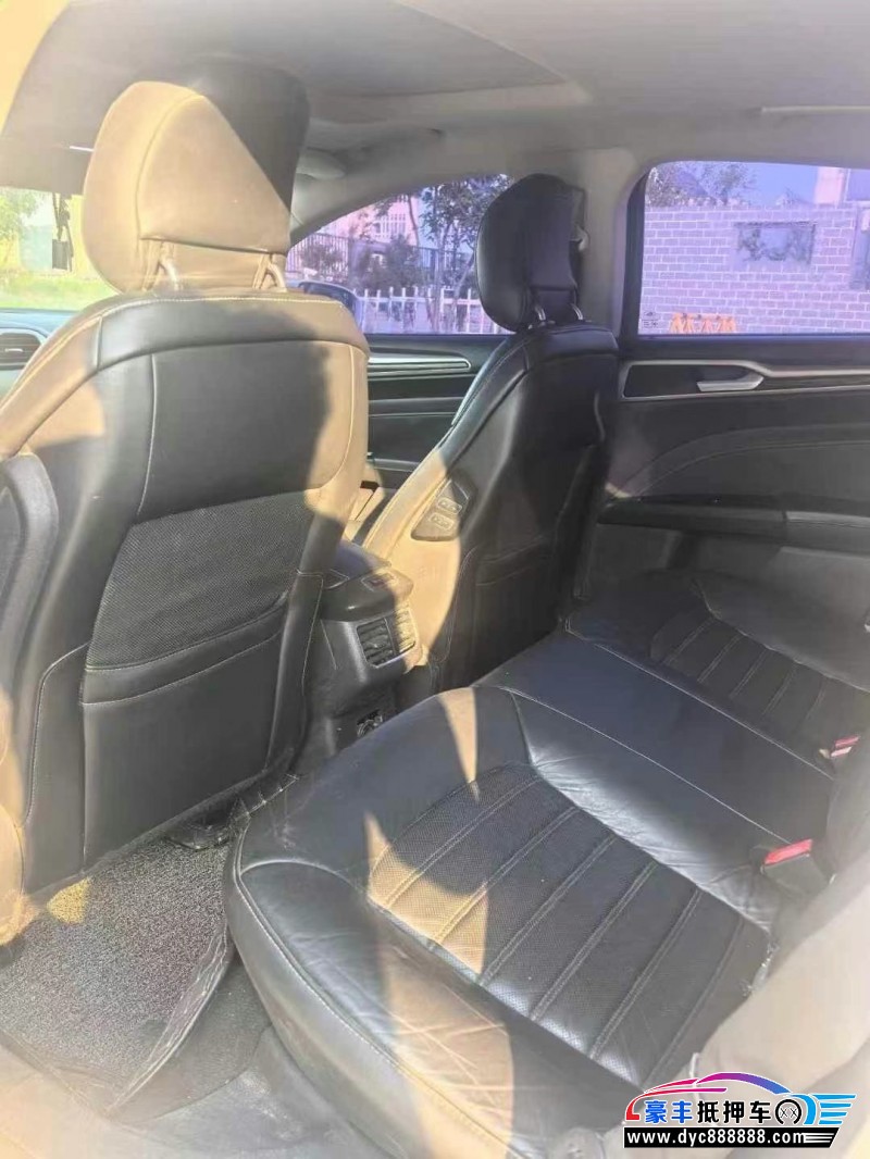 14年福特蒙迪欧轿车抵押车出售