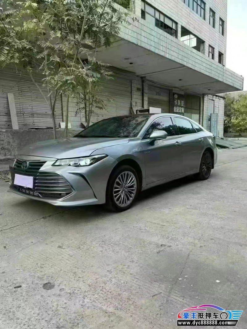 20年丰田亚洲龙轿车抵押车出售