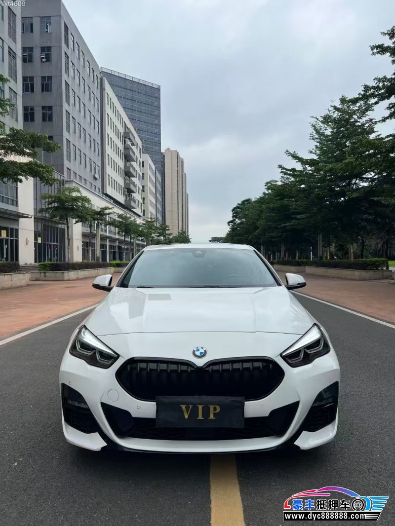 21年宝马2系轿车抵押车出售