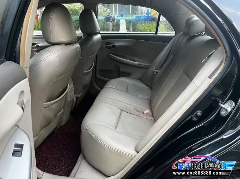 10年丰田卡罗拉轿车抵押车出售