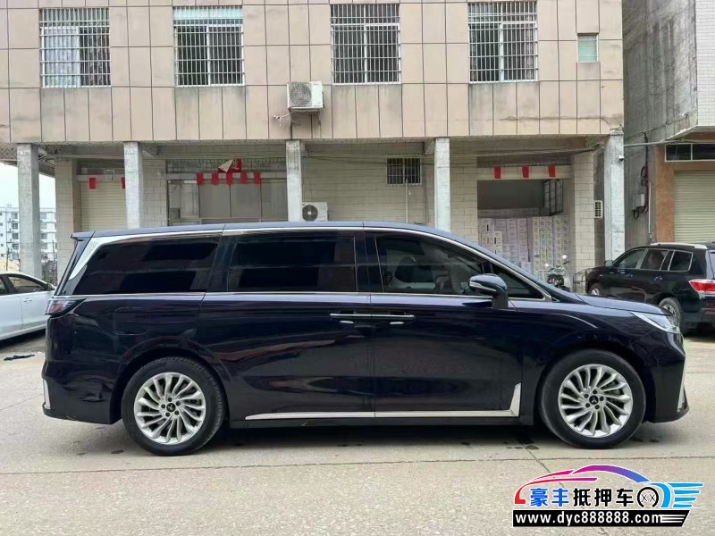 23年岚图梦想家轿车抵押车出售